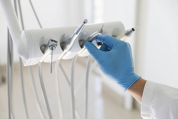 Professional Tooth Extraction technician working in Francis, UT